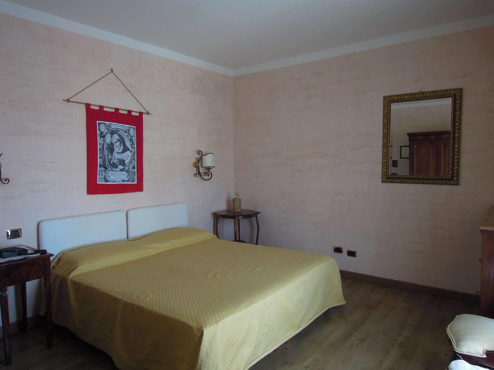 Hotel Sant'Agostino Paola Dış mekan fotoğraf