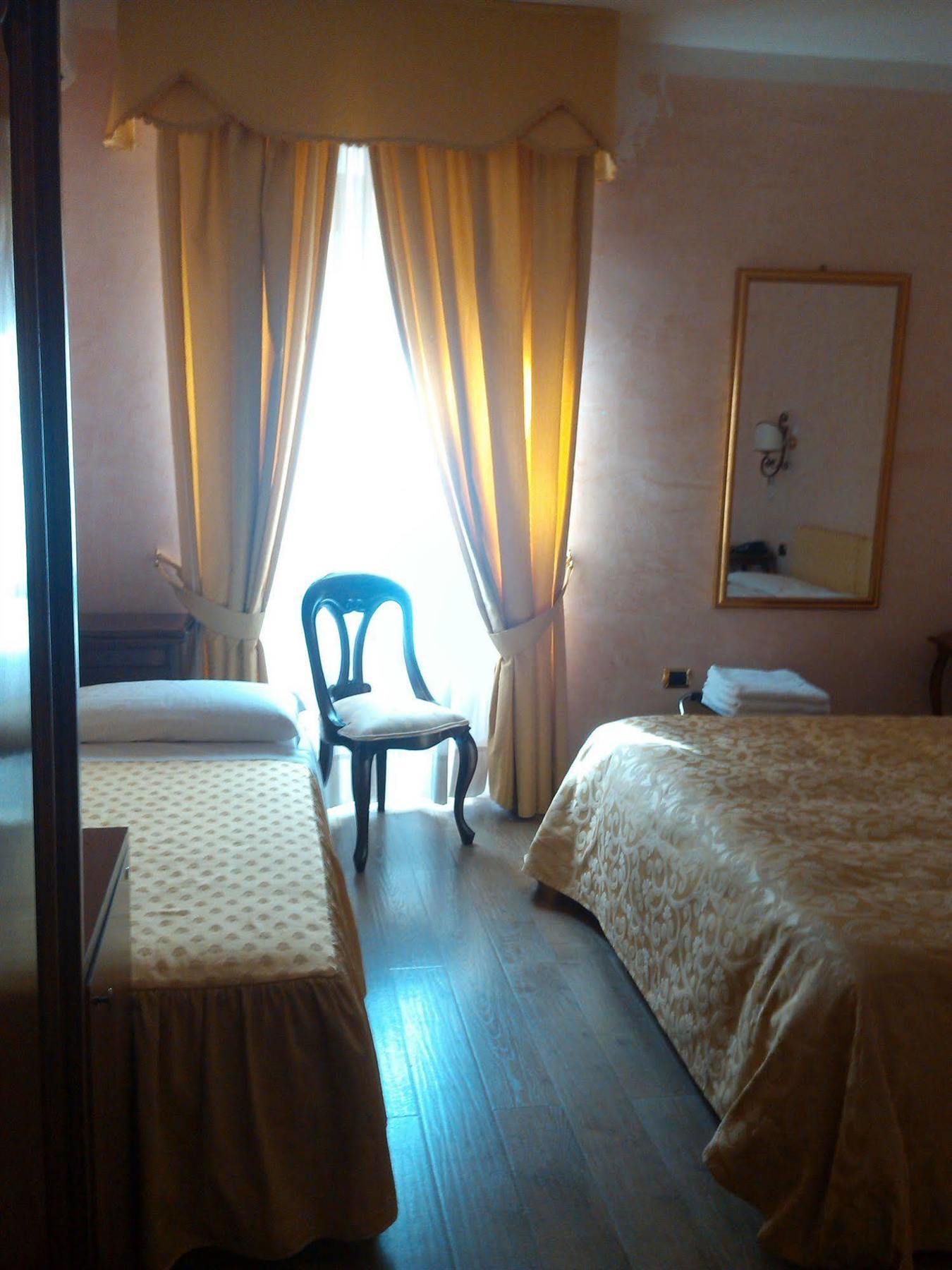 Hotel Sant'Agostino Paola Dış mekan fotoğraf