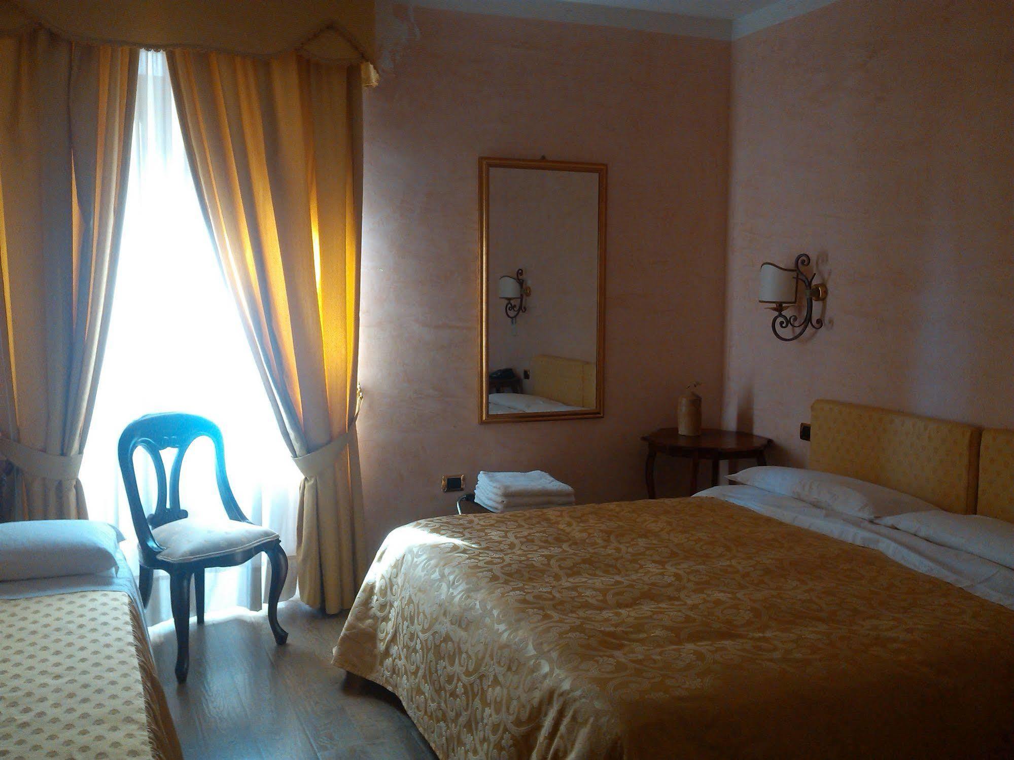 Hotel Sant'Agostino Paola Dış mekan fotoğraf
